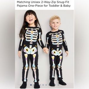 Old Navy Halloween footie pajamas size 6T